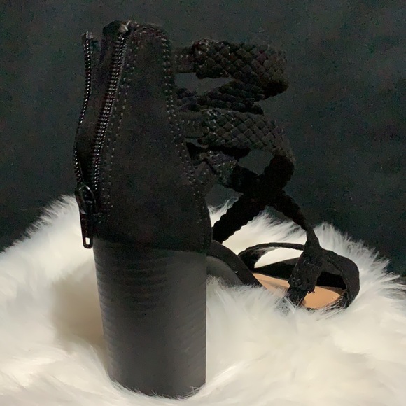 Lauren Conrad heel Sandals with zipper size 6 1/2 - Picture 4 of 10